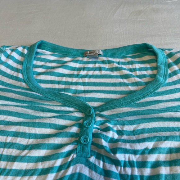 Striped shirt - Picture 2 of 3